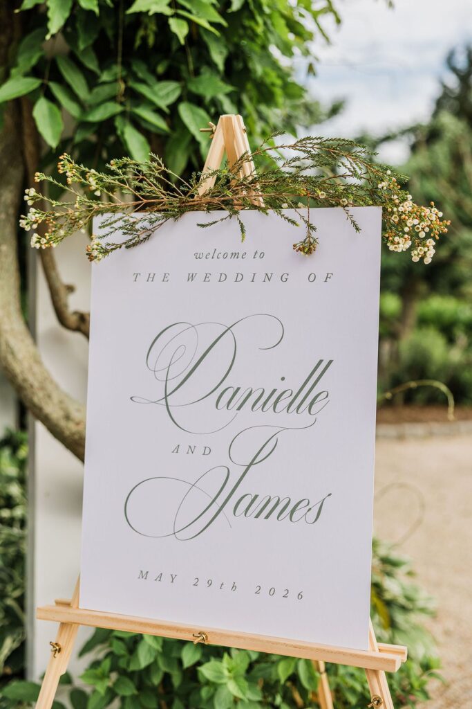 Bedell Cellars wedding welcome sign